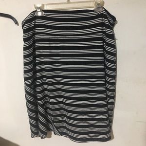 Striped knee length skirt